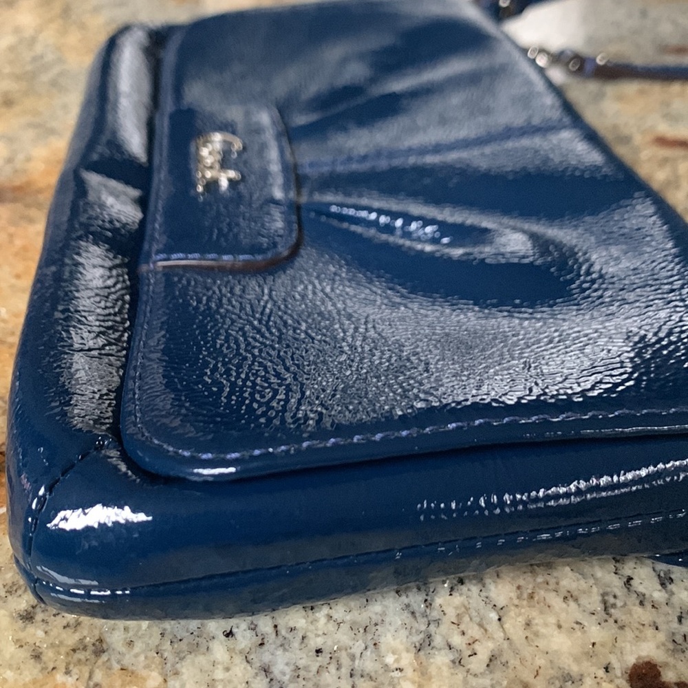 Coach Wristlet - Picture 3 of 7